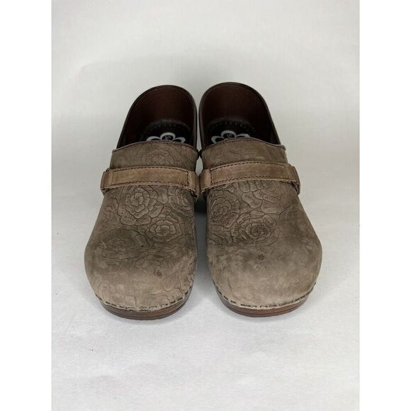 Sanita Shoes Clogs Women Size 40 US 9 Brown Leather Floral - Picture 2 of 15